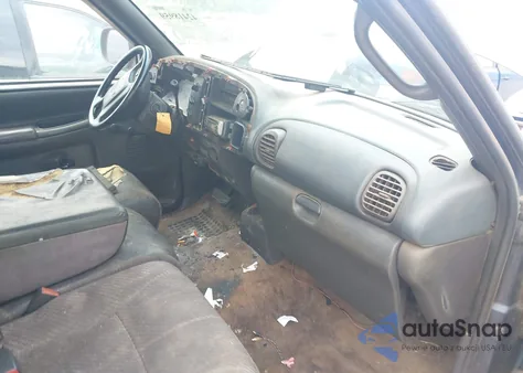 2001 Dodge Ram 1500 St from USA, damaged, VIN 1B7HC16Y91S338533